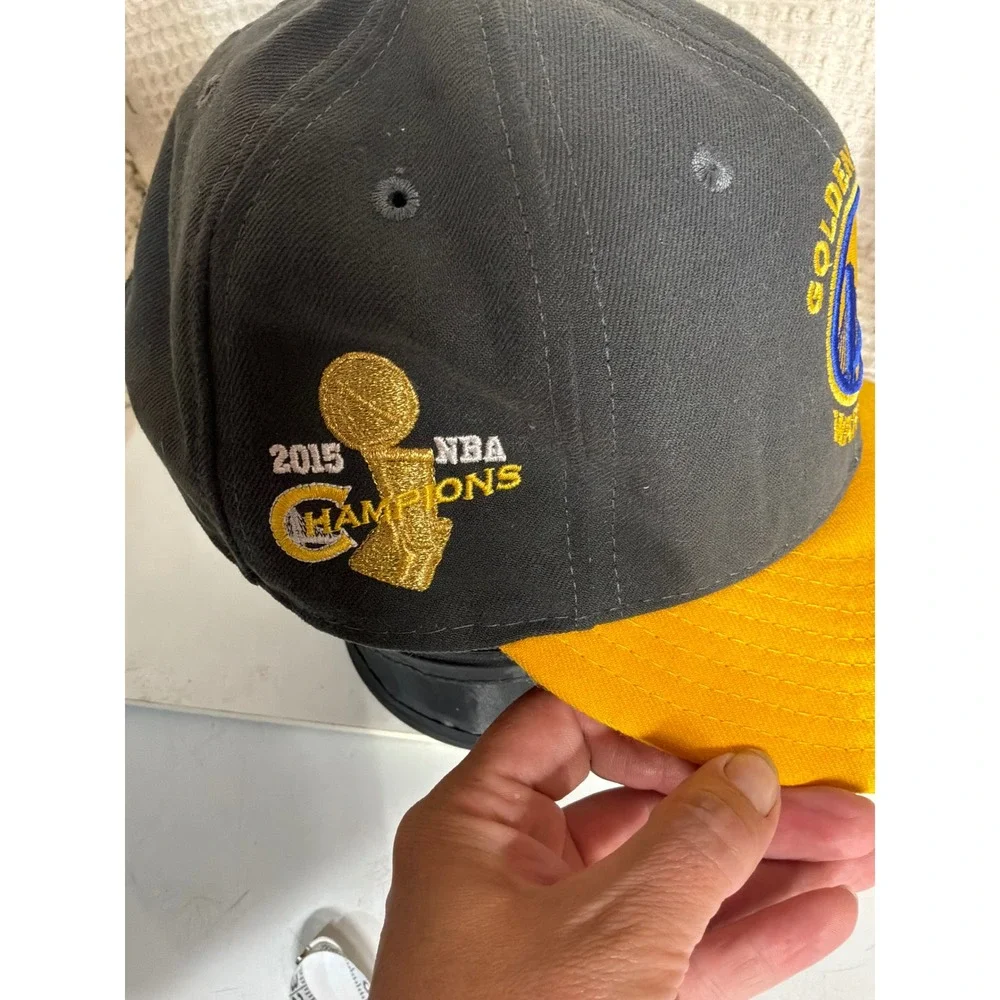 Streetwear Mens New Era Golden State Warriors 2015 NBA Champions Hat OSFA Grey